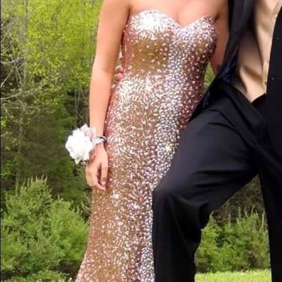 rose gold prom couple